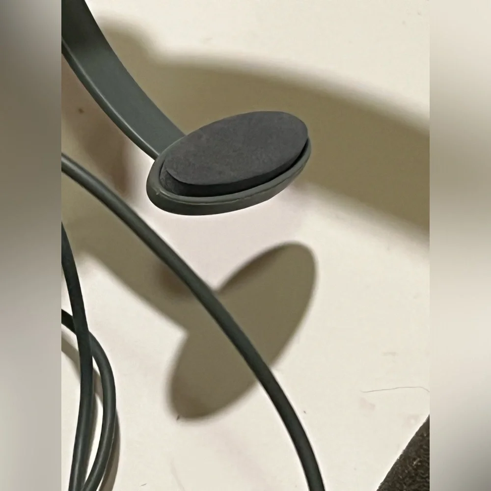 XBOX 360 HEADSET.